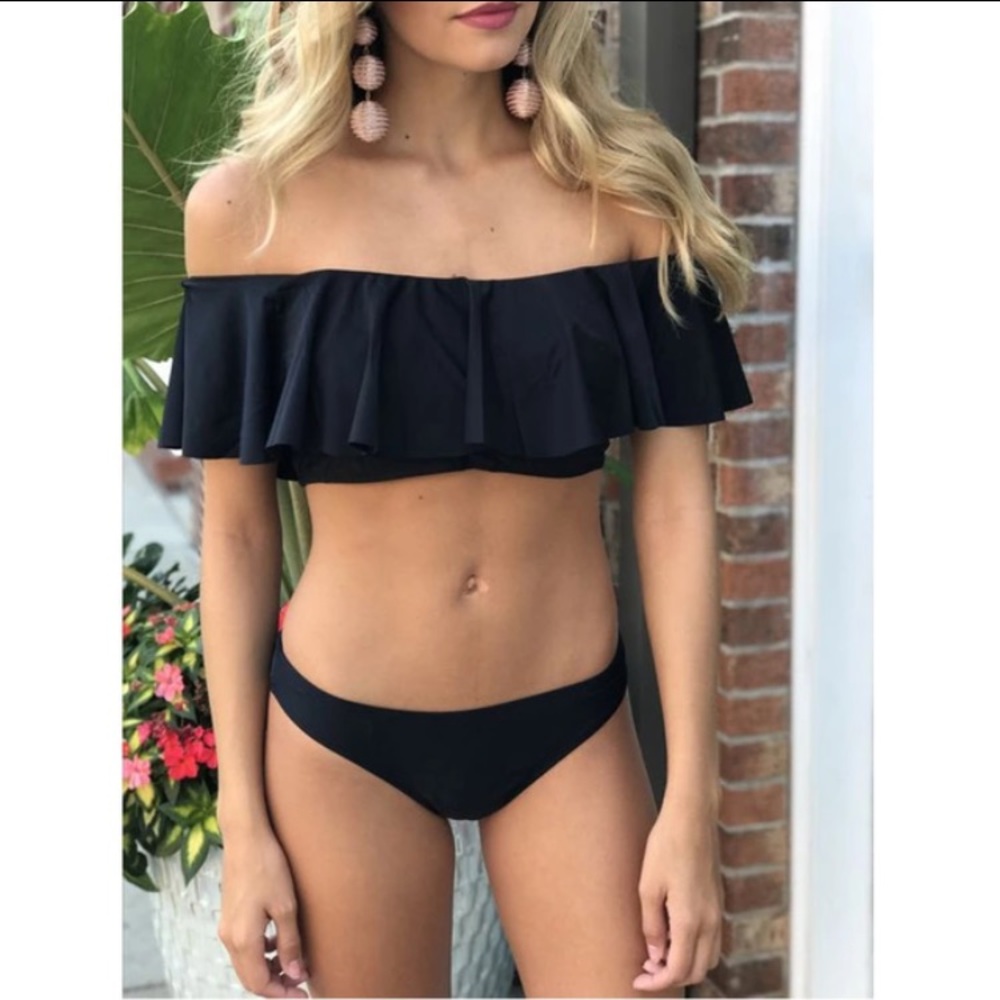 NEW • Off The Shoulder Black Bikini small 2018